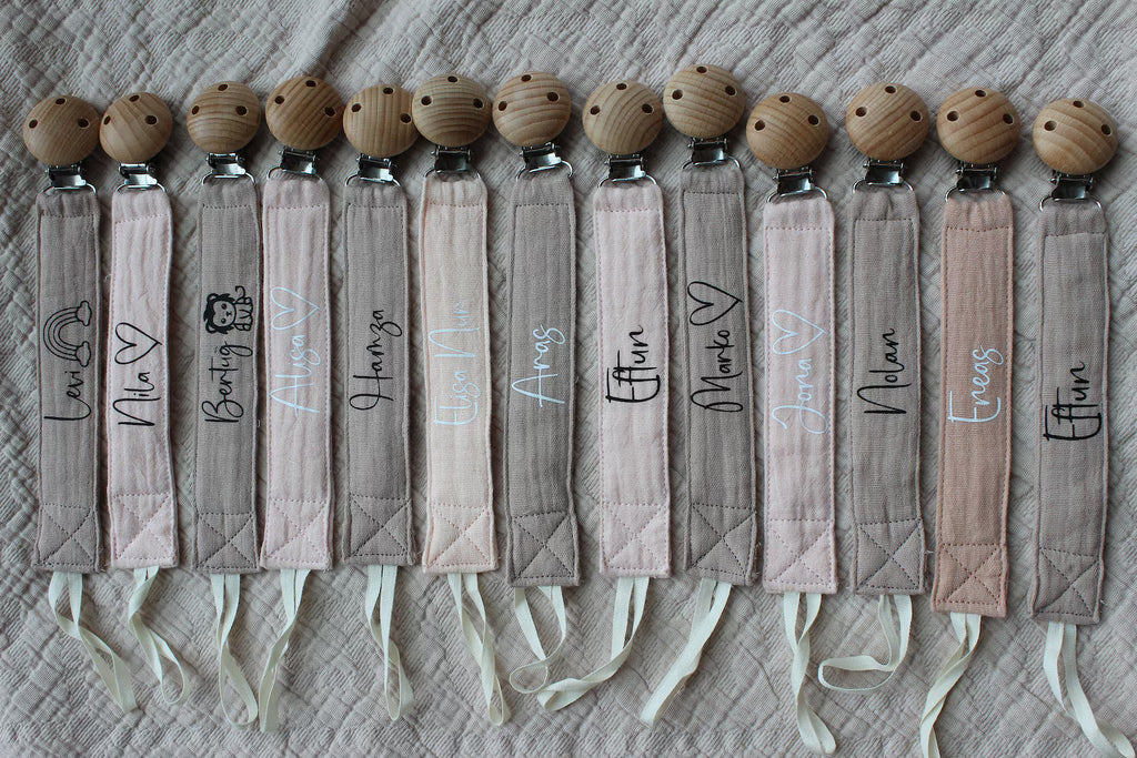 Schnullerkette mit Namen | Musselin & Holzclip