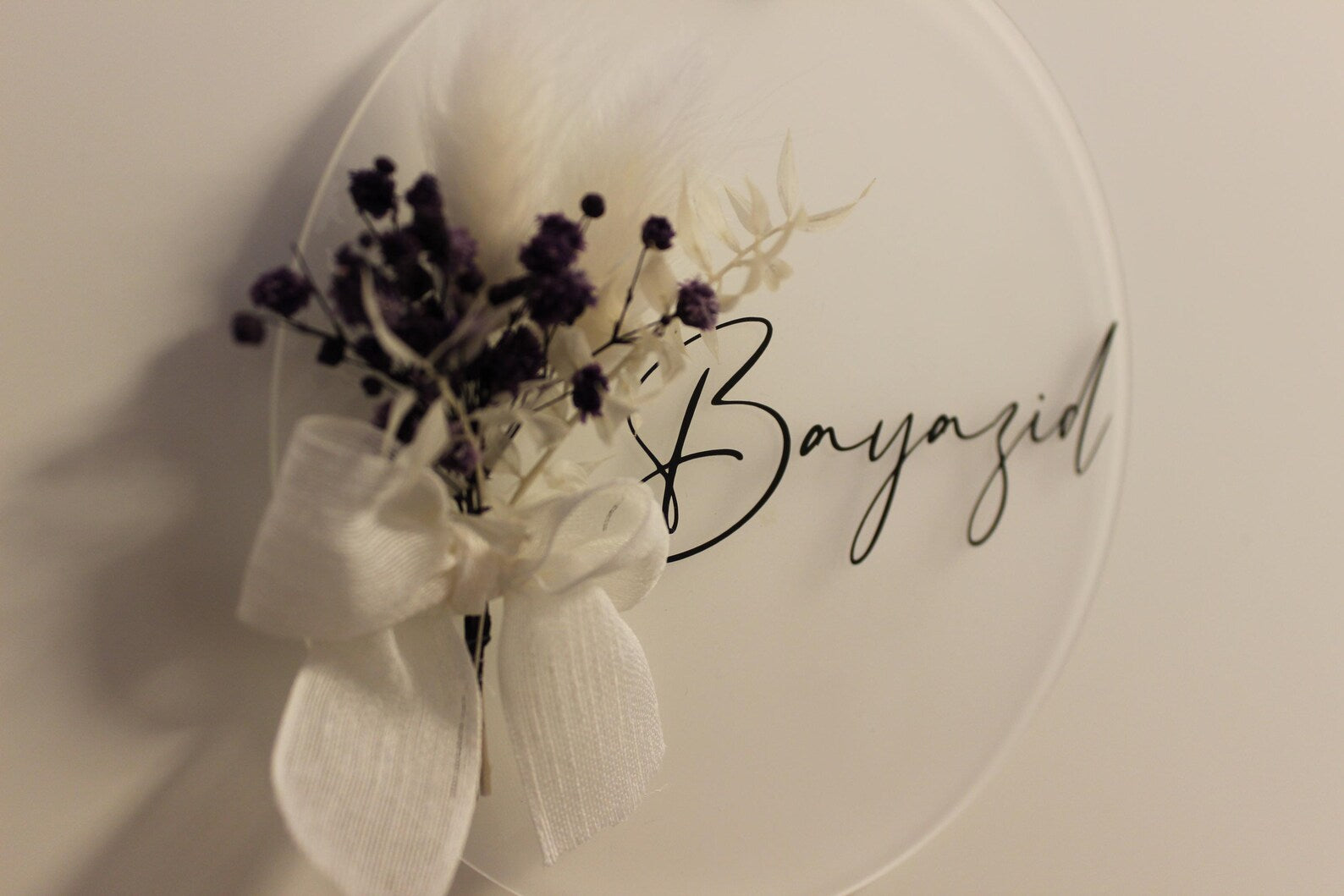 Türschild personalisiert | Plexiglas & Trockenblumen