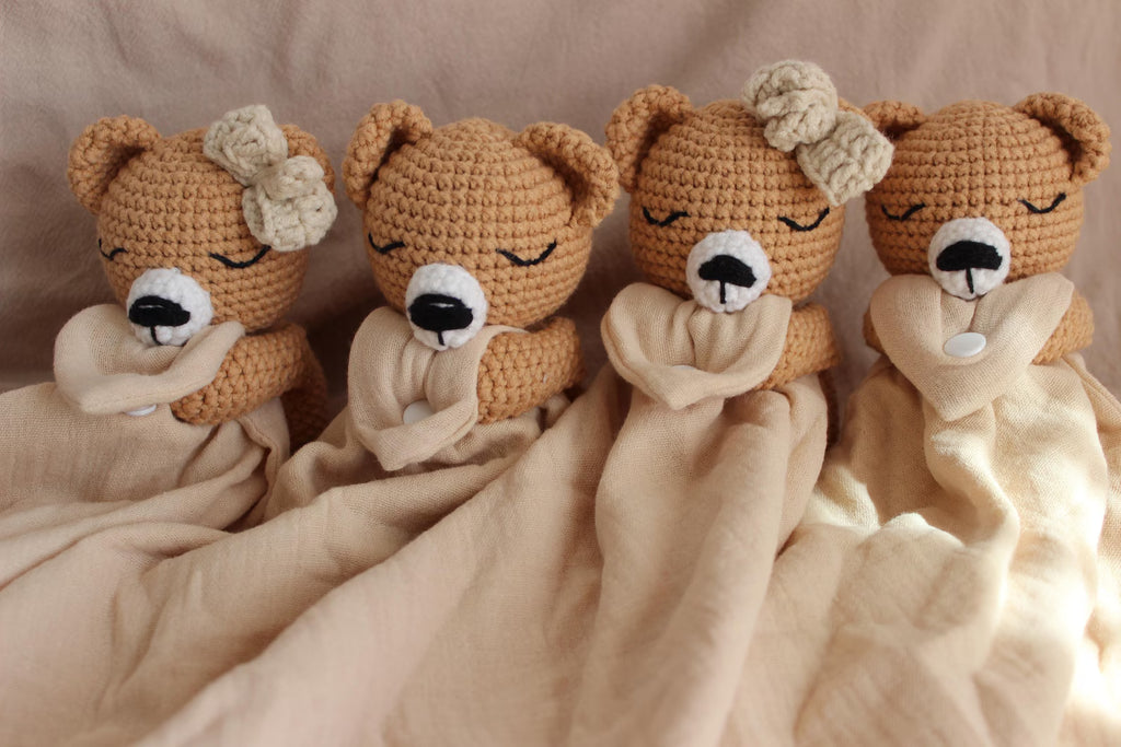Schmusetuch Häkelbär | Musselin Kuscheltuch Baby